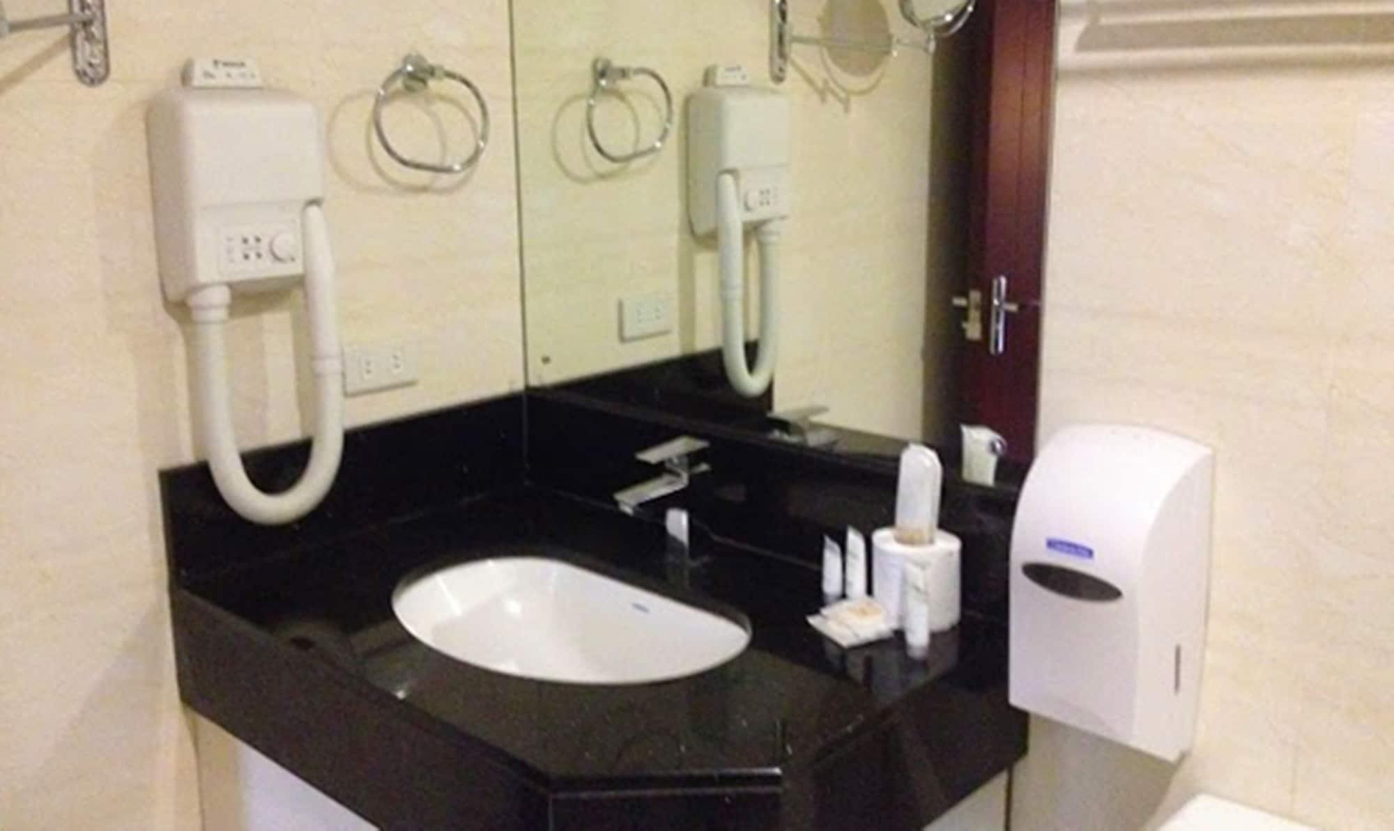 Baguio Crown Legacy Hotel باغيو المظهر الخارجي الصورة